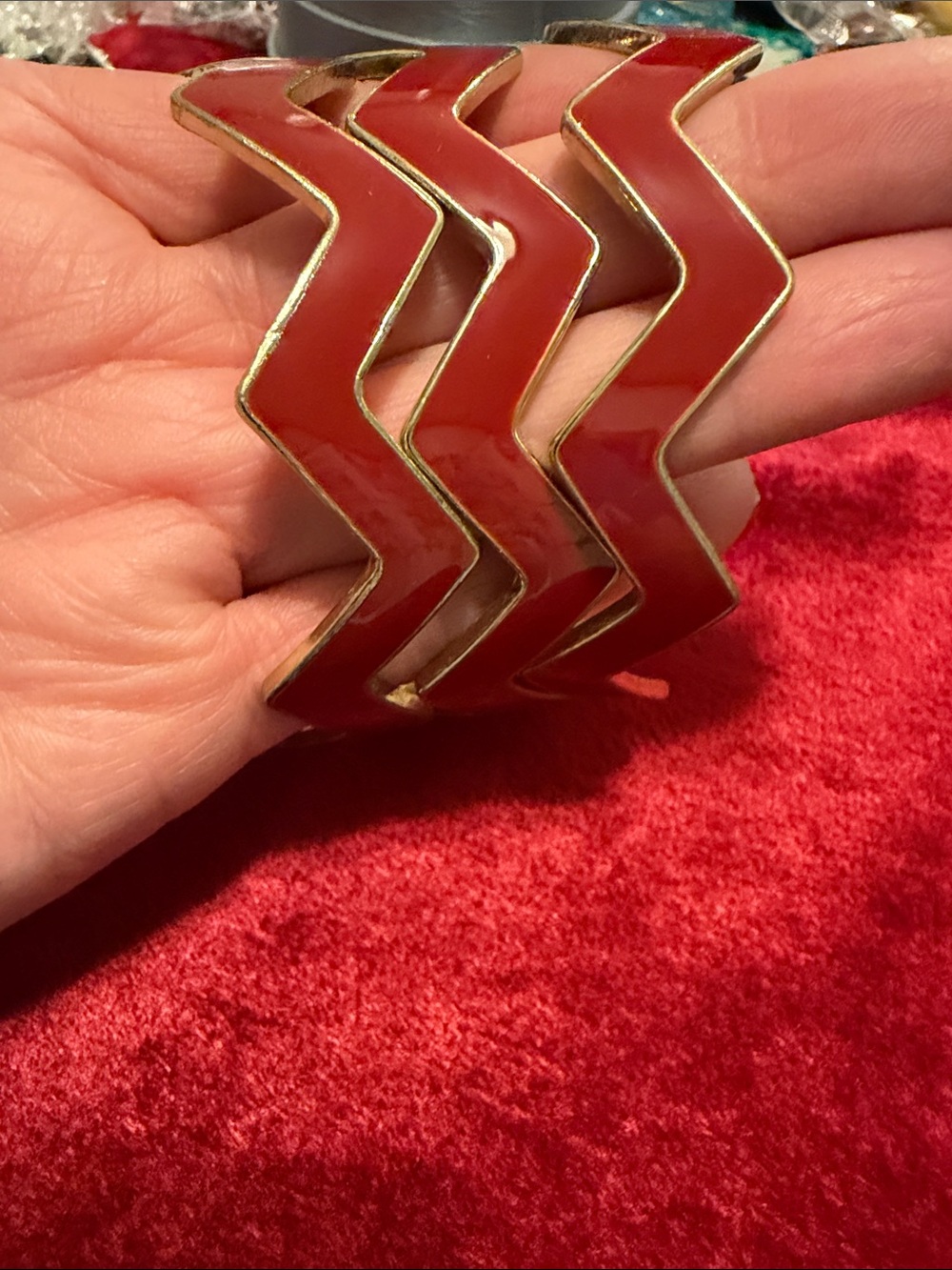 Brick Red Enamel Chevron Bangle Bracelet - set of 3 brand new but vintage 6”-8”